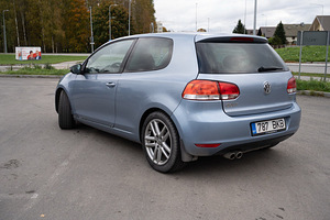 Volkswagen Golf 6 (9 фото из 15)