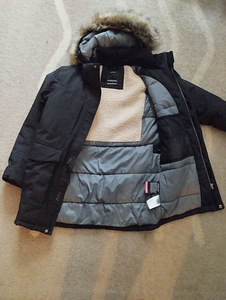 Зимняя куртка 150 см. (2 фото из 3)