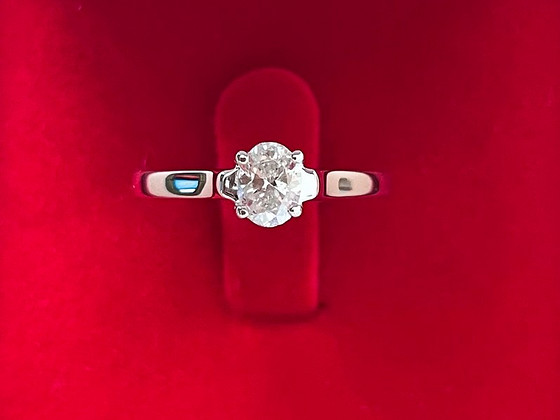 Briljantsõrmus 18 k, valge kuld, 0.29 ct briljant