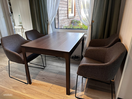 Köögilaud ja 4 tooli