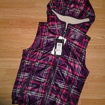 Vest uus Only, suurus S