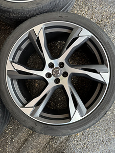 22" оригинальные диски Volvo 5x108 + летние шины 275/35/22 (1 фото из 8)