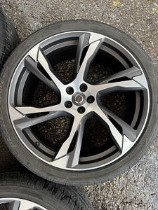 22" оригинальные диски Volvo 5x108 + летние шины 275/35/22 (4 фото из 8)
