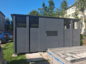 Мусорный домик предназначенные для квартирного товарищества (2 фото из 8)