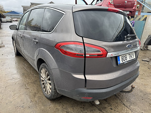 Ford s-max (3 фото из 8)