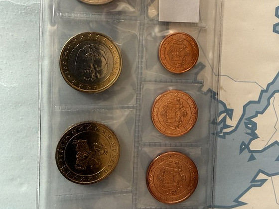 Monaco 2001. aasta euro müntide komplekt