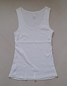 Valge topp (2 foto / 2)