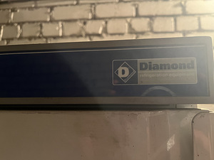 Промышленный холодильник Diamond (3 фото из 4)