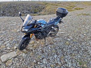 Yamaha FZ1 fazer (4 foto / 6)