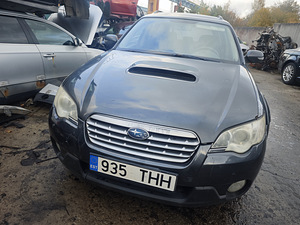 SUBARU LEGACY varuosadeks (4 foto / 5)