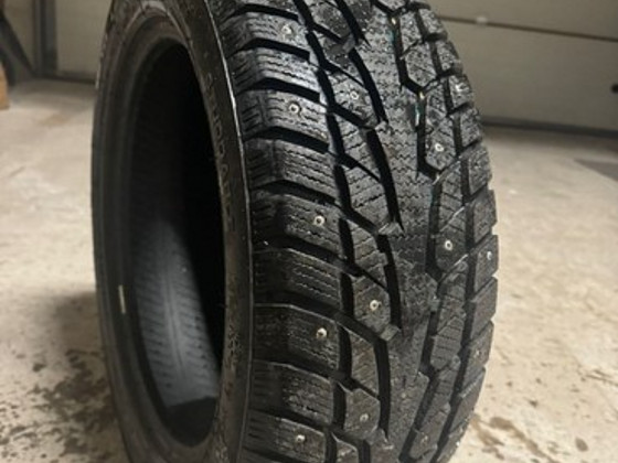 Naastrehvid rehvid 4tk. 205/55/R16 nagu uus