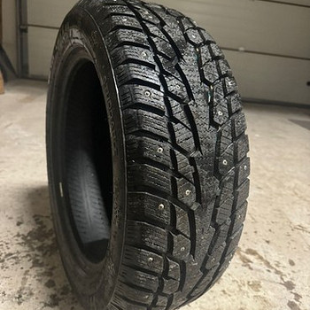 Naastrehvid rehvid 4tk. 205/55/R16 nagu uus