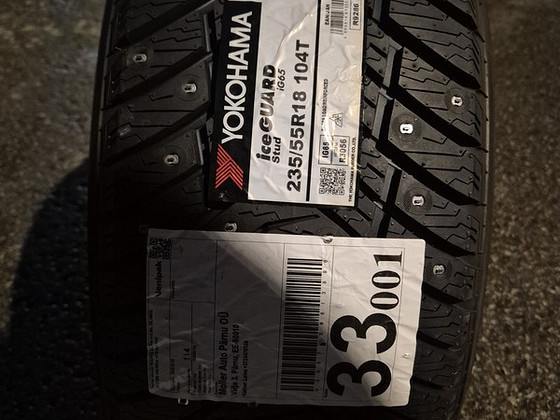 Yokohama ice guard r18