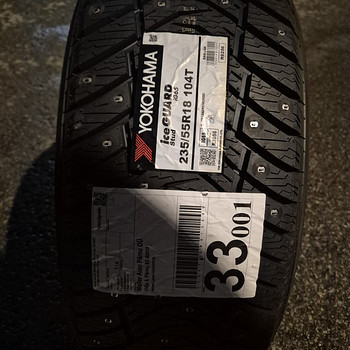 Yokohama ice guard r18