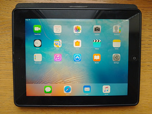 iPad 4, 16gB, Black (1 foto / 4)