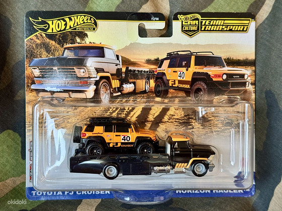 Hot Wheels Premium Team Transport MIX