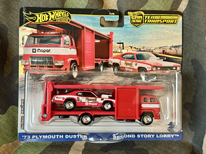 Hot Wheels Premium Team Transport MIX (3 фото из 4)