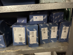 MÜÜA SEINAPEALNE VALAMUSEGISTI GROHE ESSENCE L-SIZE BRUSHED (5 foto / 6)