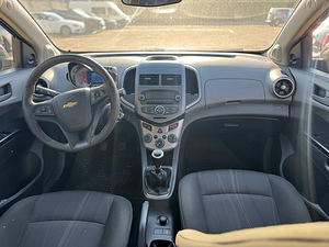 CHEVROLET AVEO (6 фото из 8)