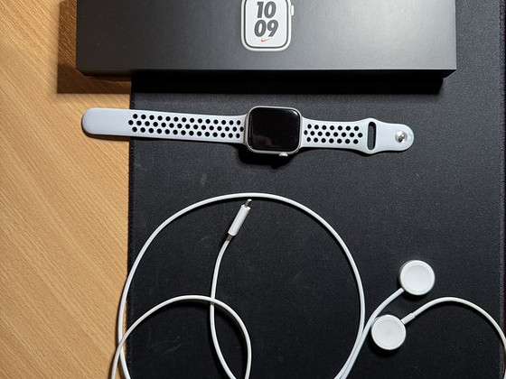 Apple watch series 7 gps
