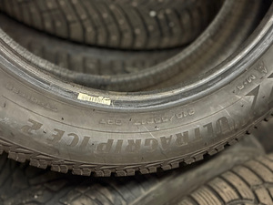 Goodyear Ultragrip Ice 2 215/55R17 (3 фото из 5)