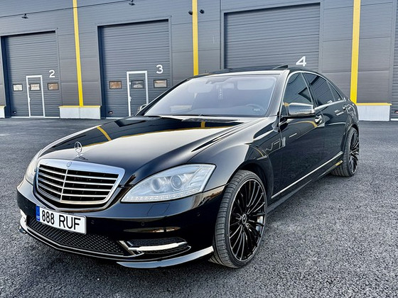 Mercedes-Benz S 500 AMG 5.5 V8 285кВ