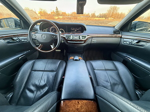 Mercedes-Benz S 500 AMG 5.5 V8 285 kW (9 foto / 9)