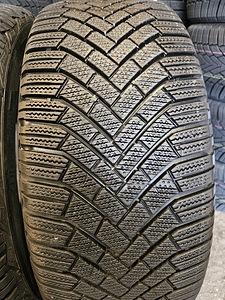 235 55 R 18 Goodyear UltraGrip Performance 3 ( nagu uued ) (3 foto / 5)