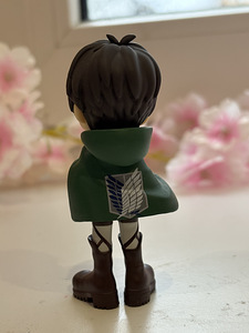 Anime figuur Attack of Titans (2 foto / 2)