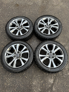 18" оригинальные диски Mazda 5x114,3 + шипованные шины Michelin (5 фото из 9)
