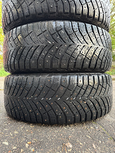 18" оригинальные диски Mazda 5x114,3 + шипованные шины Michelin (7 фото из 9)