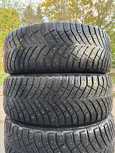 18" оригинальные диски Mazda 5x114,3 + шипованные шины Michelin (8 фото из 9)