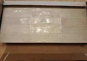 Müüa glasuuritud seinaplaadid (23 tk) (2 foto / 2)
