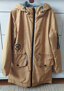 Sügis-kevadine parka, suurus 140. (4 foto / 5)