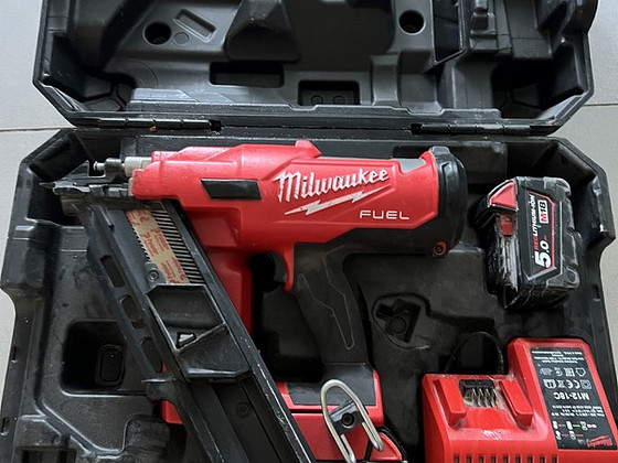 Milwaukee M18 FFN-OC