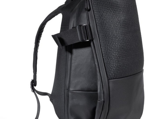 Cote&Ciel Isar Veneer Backpack Onyx Black Seljakott