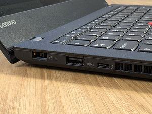 Lenovo ThinkPad T470 (7 foto / 8)