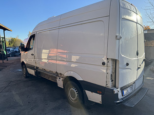 VW Crafter (5 фото из 9)