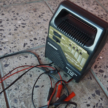 Зарядное устройство 2 AMP / 8 AMP