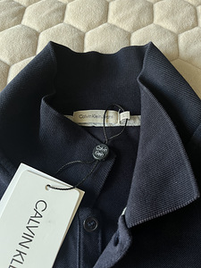 Calvin Klein (2 фото из 3)