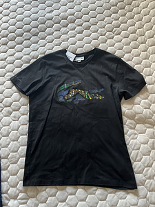 Lacoste (1 foto / 4)