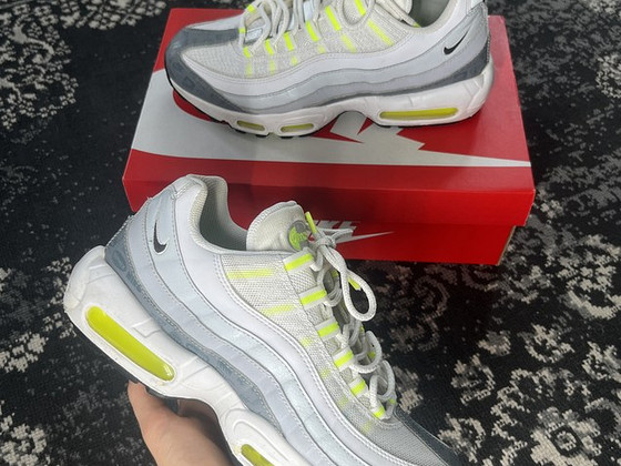 Nike Air Max 95 Белые Неоновые