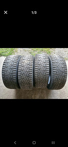 245/45 R19 Pirelli Ice Zero шипованные шины (1 фото из 2)