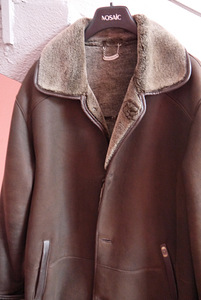 XL / XXL uus lambanahkne mantel (1 foto / 4)