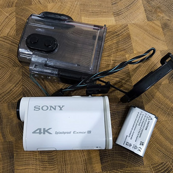 Камера Sony FDR-X1000V