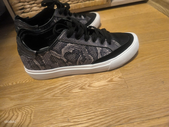 Jalanõud nahast DKNY s.40