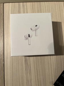 Airpods 2 Pro koopia replica 1;1 (1 foto / 3)