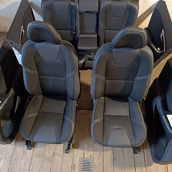 Müüa Volvo V40 (01.2012-01.2019) istmed