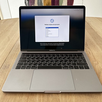 MacBook Pro 13-inch
