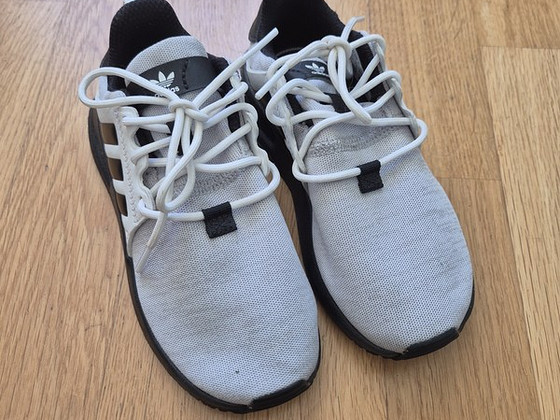 Adidase tossud